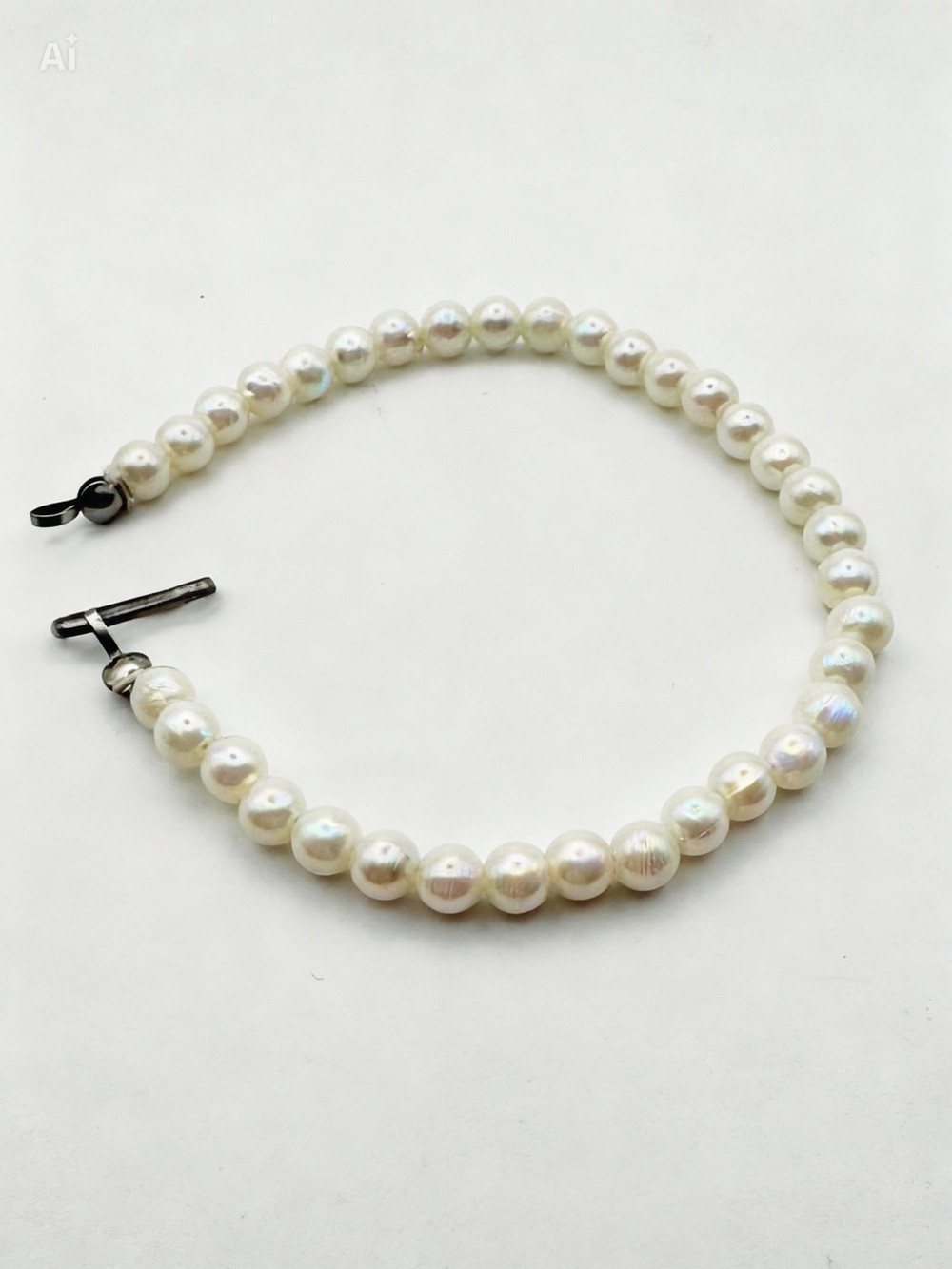 Vintage White Cultured Freshwater Pearl Strand Bracelet with a Silver-Tone Clasp
